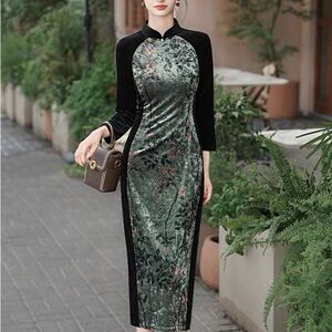 Elegant Floral Velvet Dress